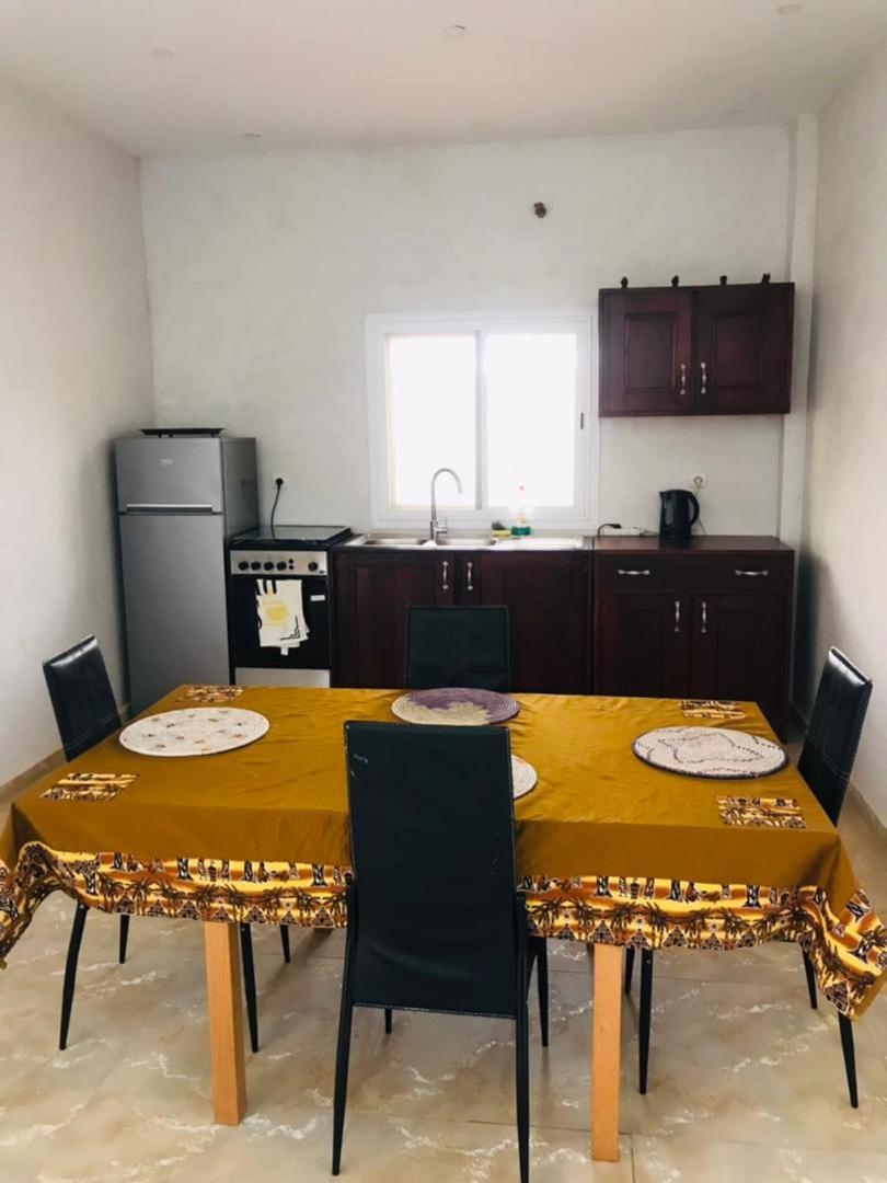 סומון Maison D Hote La Dore Du Senegal Bas-De - Villa מראה חיצוני תמונה